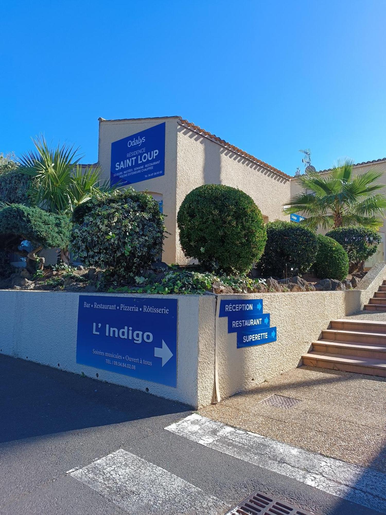 Studio Renove Dans Residence De Vacances Avec Grande Piscine Chauffee, Parking Et Terrasse Agde Exteriér fotografie